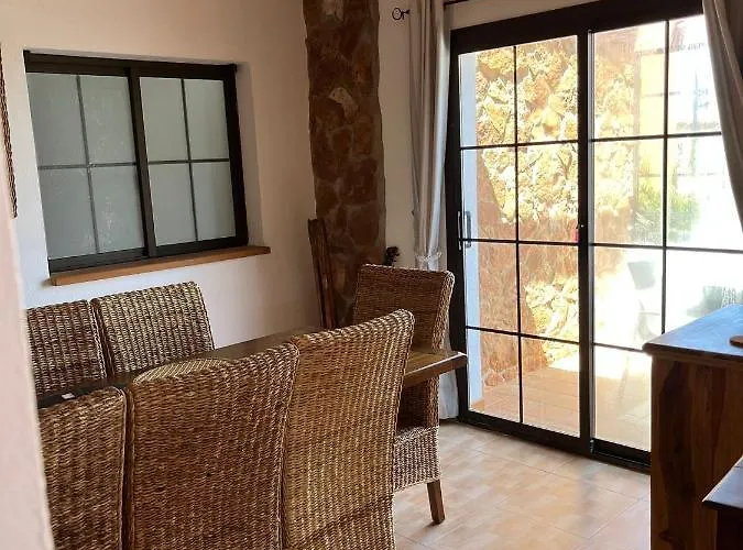 Casa Piedra, Luxury Family Front Line Golf, Hot Tub,pool Table, 8 Pers, Villa Caleta De Fuste