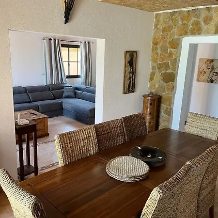 Casa Piedra, Luxury Family Front Line Golf, Hot Tub,pool Table, 8 Pers, 别墅