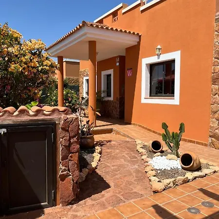 Casa Piedra, Luxury Family Front Line Golf, Hot Tub,pool Table, 8 Pers, Willa Caleta De Fuste