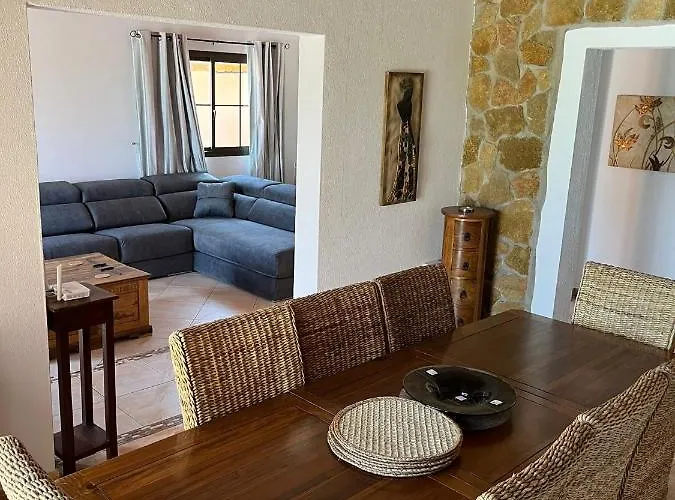 Casa Piedra, Luxury Family Front Line Golf, Hot Tub,pool Table, 8 Pers, Villa