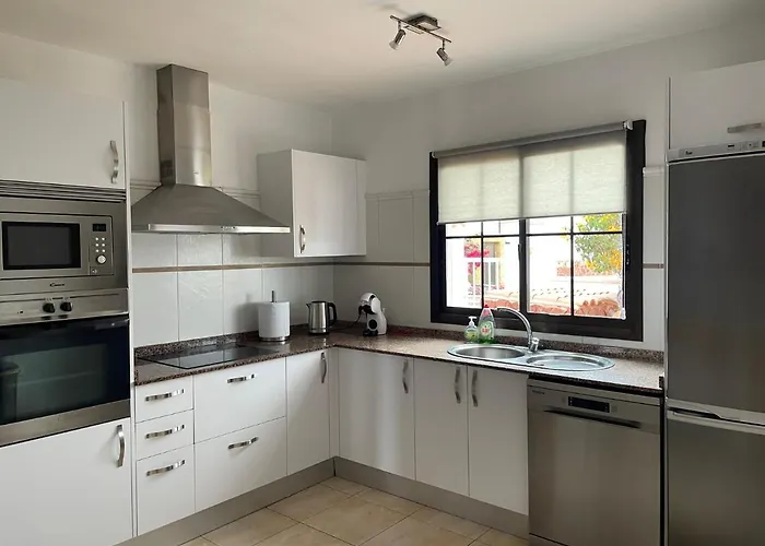 Casa Piedra, Luxury Family Front Line Golf, Hot Tub,pool Table, 8 Pers, 빌라 *