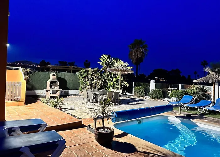 Villa Casa Piedra, Luxury Family Front Line Golf, Hot Tub,pool Table, 8 Pers,